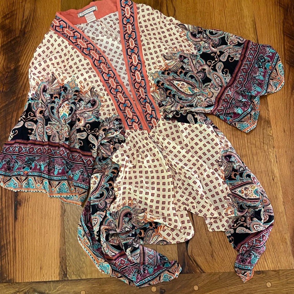Flying Tomato Coral and Cream Boho Geometric Design Open Front Kimono, Size S/M